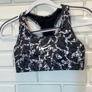 Women’s Black Camo Nike Dri-Fit Sports Bra Size S